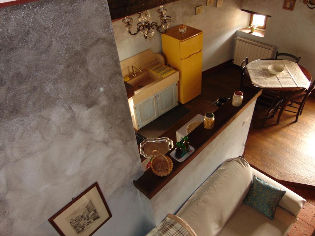 Domus Ghibellinae- Fonte Di San Benedetto Apartment Cortona Cameră foto