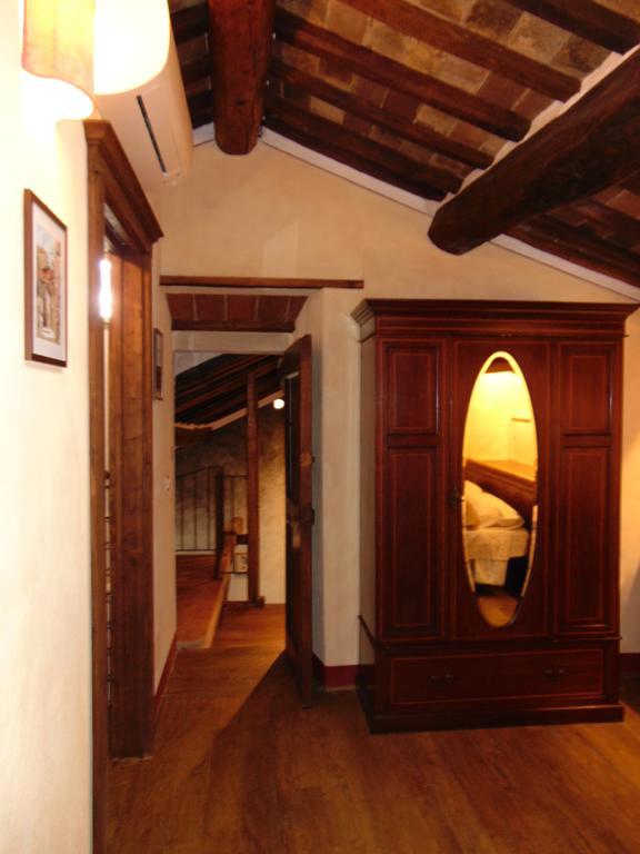 Domus Ghibellinae- Fonte Di San Benedetto Apartment Cortona Cameră foto